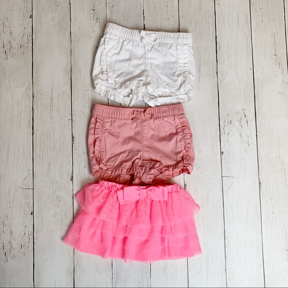 Set of 3 baby shorts and skirt - Picture 1 of 5